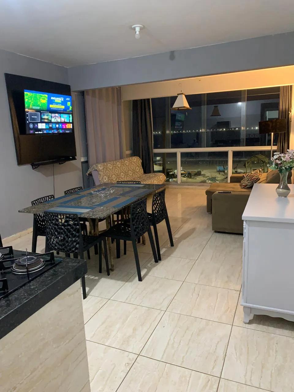 TG108 - Apartamento na beira da praia